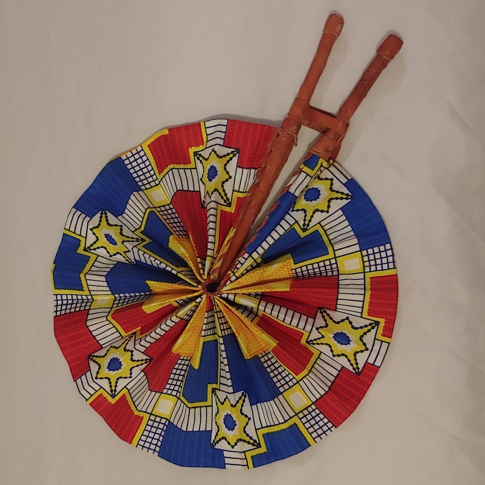 BRAND NEW AFRICAN PRINT FAN